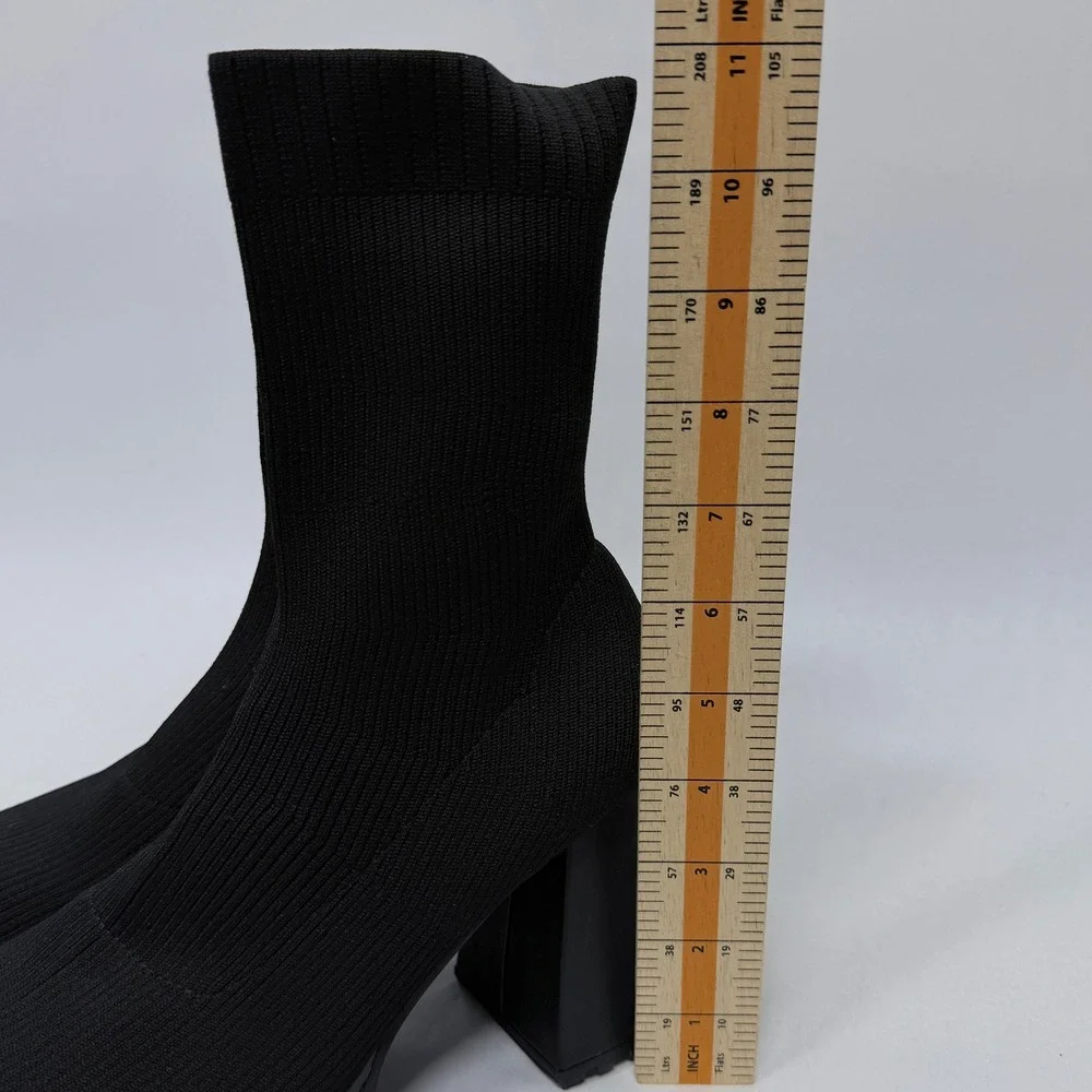 Forever 21 Black Ribbed Knit Sock Boots Platform Lug Sole Block Heel Ankle Boots